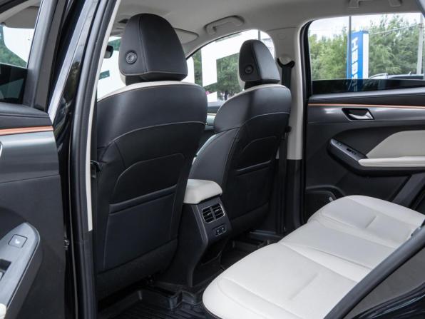 Haval Jolion I Рестайлинг с пробегом 2024 года, цена 2 012 500 рублей, 37465 км, внедорожник, Автокод Объявления