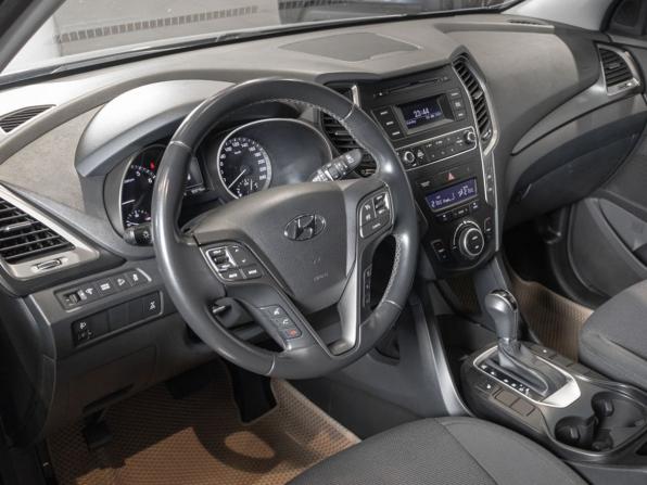 Hyundai Santa Fe III Рестайлинг с пробегом 2017 года, цена 2 255 000 рублей, 124000 км, внедорожник, Автокод Объявления