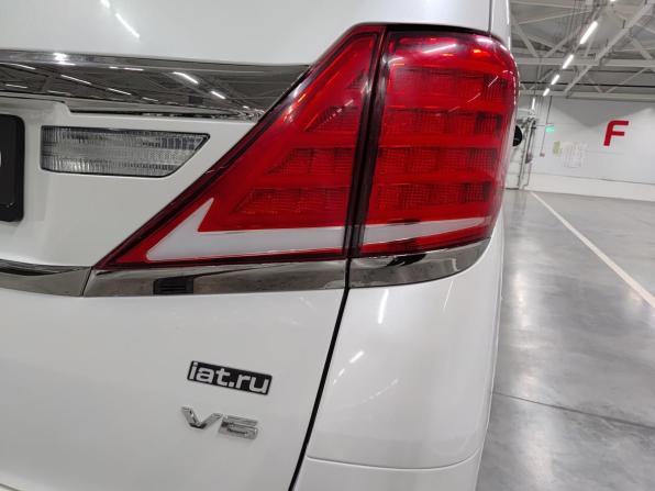 Toyota Alphard II с пробегом 2012 года, цена 3 000 000 рублей, 204716 км, минивэн, Автокод Объявления