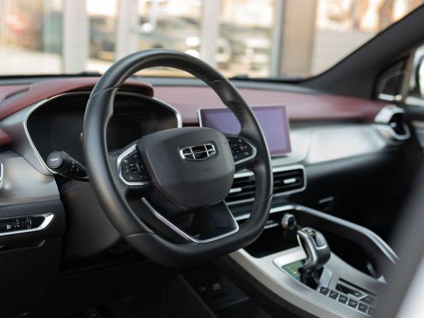 Geely Coolray I с пробегом 2019 года, цена 1 570 000 рублей, 37852 км, внедорожник, Автокод Объявления