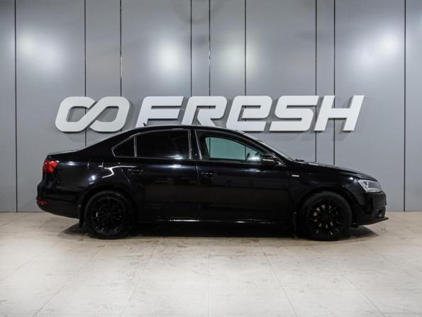Volkswagen Jetta VI с пробегом 2013 года, цена 1 099 000 рублей, 238552 км, седан, Автокод Объявления