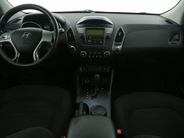 Hyundai ix35 I Рестайлинг с пробегом 2015 года, цена 1 398 000 рублей, 87200 км, внедорожник, Автокод Объявления
