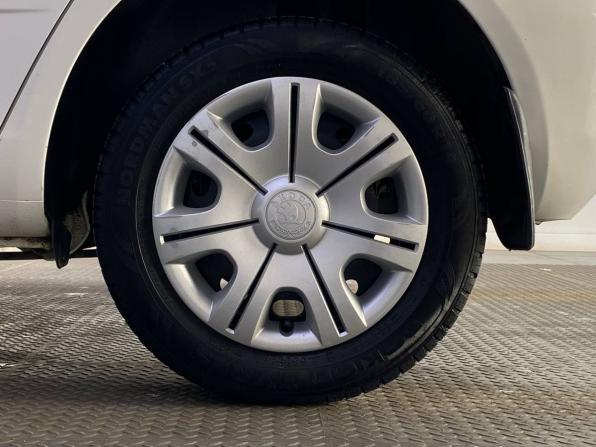 Skoda Fabia II Рестайлинг с пробегом 2012 года, цена 410 000 рублей, 134940 км, хэтчбек, Автокод Объявления