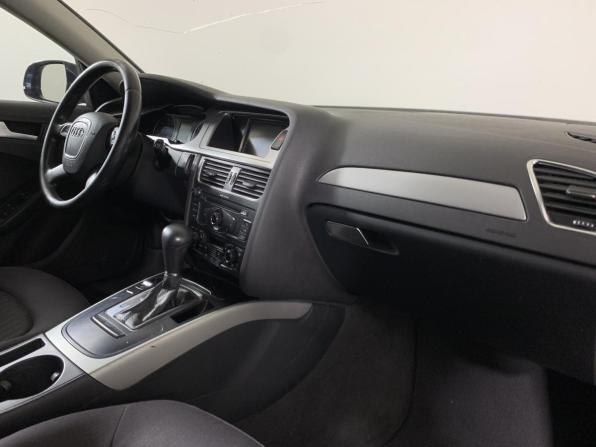 Audi A4 IV (B8) с пробегом 2009 года, цена 560 000 рублей, 339147 км, универсал, Автокод Объявления