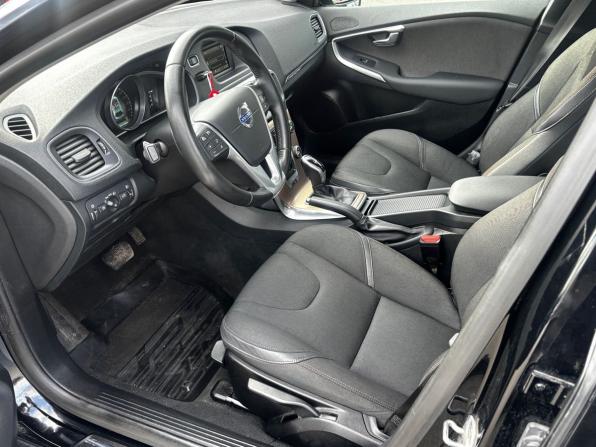 Volvo V40 Cross Country I с пробегом 2014 года, цена 1 048 000 рублей, 101000 км, хэтчбек, Автокод Объявления