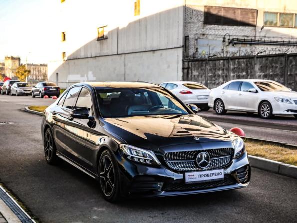 Mercedes-Benz C-Класс IV (W205) Рестайлинг с пробегом 2018 года, цена 2 579 777 рублей, 107000 км, седан, Автокод Объявления