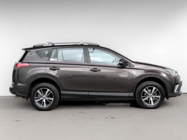 Toyota RAV4 IV (XA40) Рестайлинг с пробегом 2018 года, цена 2 160 000 рублей, 193978 км, внедорожник, Автокод Объявления
