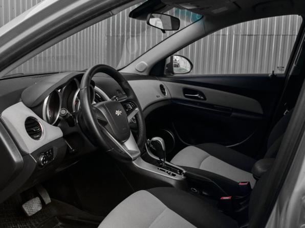 Chevrolet Cruze I Рестайлинг с пробегом 2013 года, цена 750 000 рублей, 165306 км, хэтчбек, Автокод Объявления