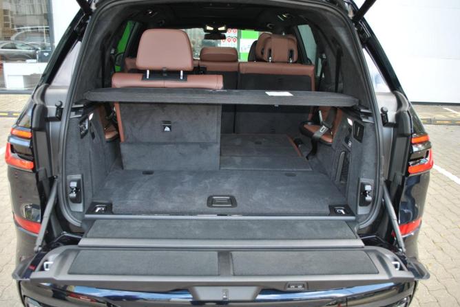BMW X7 I (G07) Рестайлинг с пробегом 2026 года, цена 17 990 000 рублей, 10 км, внедорожник, Автокод Объявления