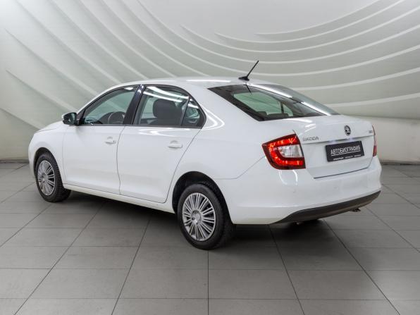 Skoda Rapid I Рестайлинг с пробегом 2019 года, цена 1 213 000 рублей, 97636 км, лифтбек, Автокод Объявления