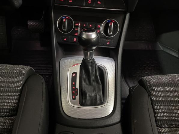 Audi Q3 I (8U) Рестайлинг с пробегом 2015 года, цена 2 119 000 рублей, 130491 км, внедорожник, Автокод Объявления