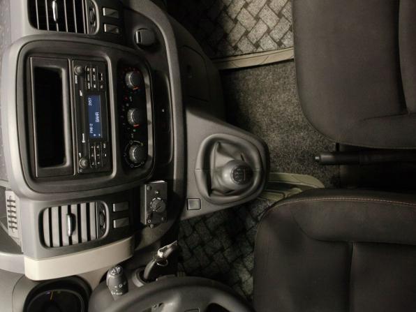 Renault Trafic III с пробегом 2015 года, цена 2 000 000 рублей, 143806 км, минивэн, Автокод Объявления
