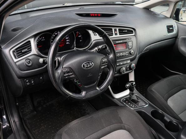 Kia Ceed II с пробегом 2015 года, цена 1 270 000 рублей, 106556 км, универсал, Автокод Объявления