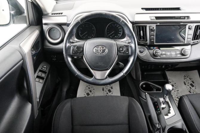 Toyota RAV4 IV (XA40) Рестайлинг с пробегом 2017 года, цена 3 189 000 рублей, 113500 км, внедорожник, Автокод Объявления