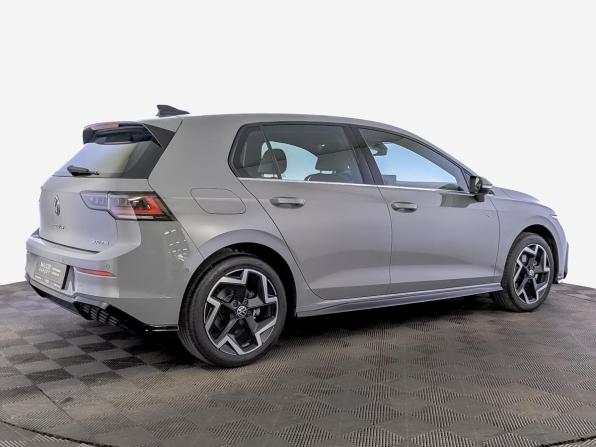 Volkswagen Golf VIII Рестайлинг с пробегом 2025 года, цена 3 290 000 рублей, 19750 км, хэтчбек, Автокод Объявления