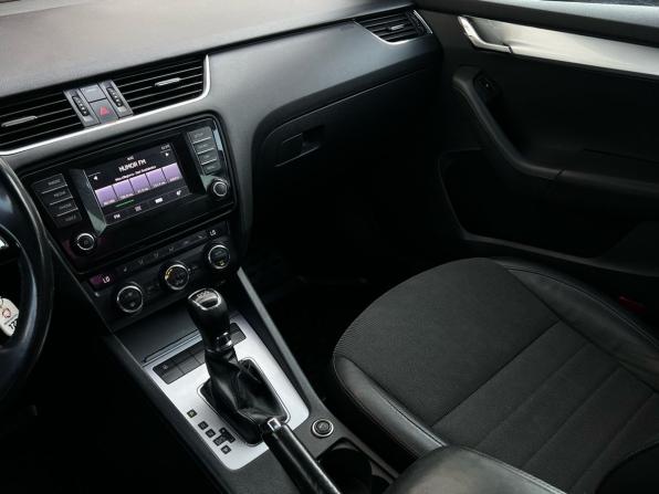 Skoda Octavia III (A7) с пробегом 2013 года, цена 1 099 000 рублей, 241825 км, лифтбек, Автокод Объявления