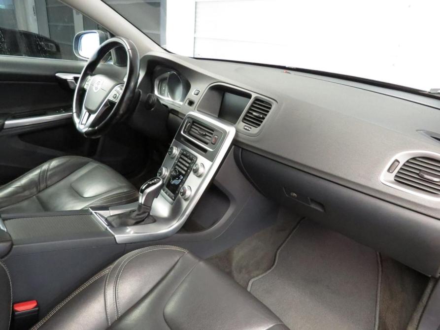 Volvo S60 II Рестайлинг Санкт-Петербург  - изображение 5