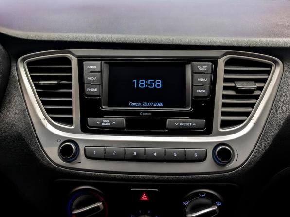 Hyundai Solaris II Рестайлинг с пробегом 2022 года, цена 1 770 000 рублей, 45194 км, седан, Автокод Объявления