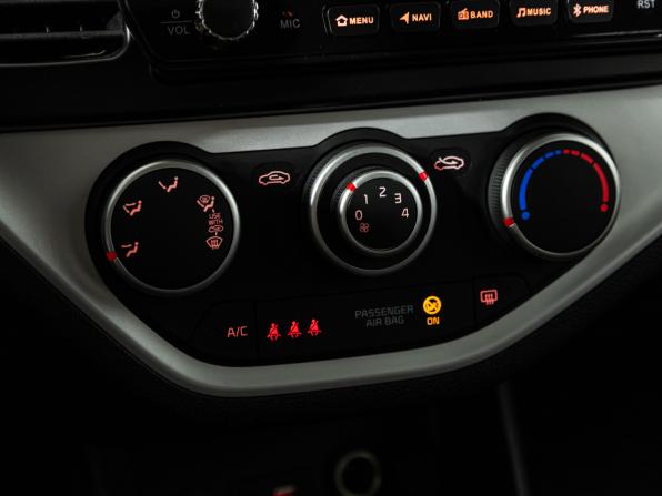Kia Picanto II Рестайлинг с пробегом 2015 года, цена 1 199 700 рублей, 76415 км, хэтчбек, Автокод Объявления