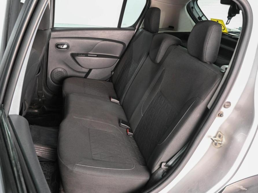 Renault Sandero II Рестайлинг Ростов-на-Дону  - изображение 9