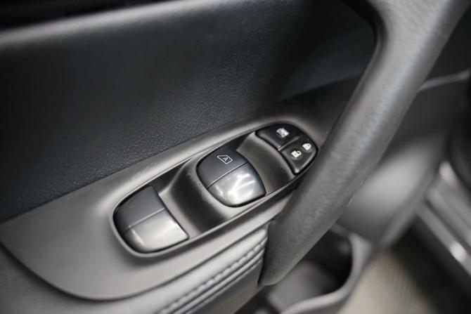 Nissan Qashqai II с пробегом 2017 года, цена 1 690 000 рублей, 160500 км, внедорожник, Автокод Объявления