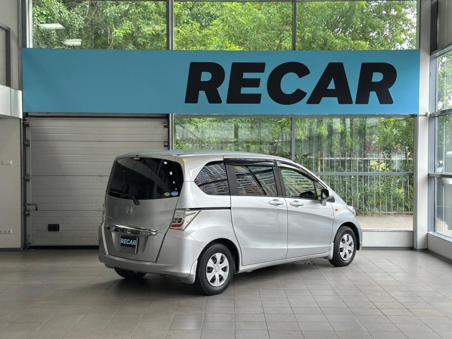 Honda Freed I Рестайлинг Санкт-Петербург  - изображение 5