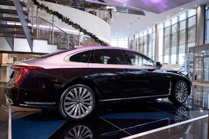 Новый Hongqi H9 I 2024 года, цена 5 880 000 рублей, седан, Автокод Объявления
