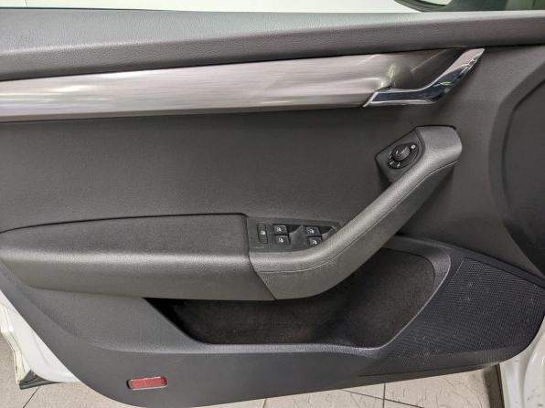 Skoda Octavia III (A7) Рестайлинг с пробегом 2019 года, цена 1 940 000 рублей, 126687 км, лифтбек, Автокод Объявления
