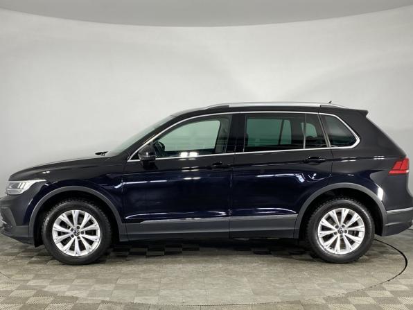 Volkswagen Tiguan II Рестайлинг с пробегом 2021 года, цена 2 850 000 рублей, 54606 км, внедорожник, Автокод Объявления