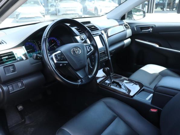 Toyota Camry VII (XV50) Рестайлинг с пробегом 2015 года, цена 2 650 000 рублей, 90876 км, седан, Автокод Объявления