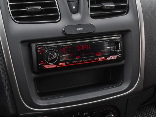 Renault Logan II Рестайлинг с пробегом 2021 года, цена 899 000 рублей, 174618 км, седан, Автокод Объявления