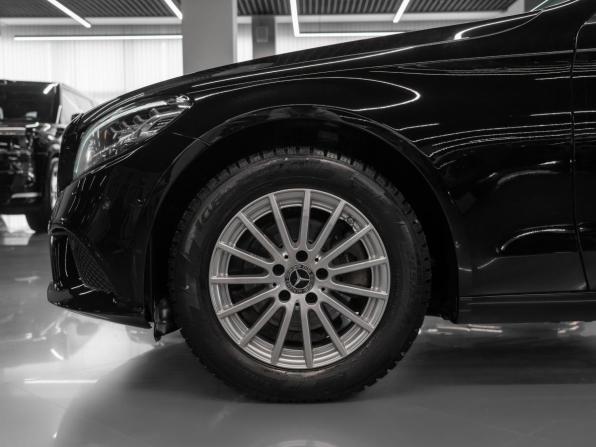 Mercedes-Benz C-Класс IV (W205) Рестайлинг с пробегом 2018 года, цена 2 410 000 рублей, 92194 км, седан, Автокод Объявления