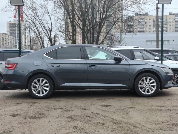 Skoda Superb III с пробегом 2018 года, цена 1 689 000 рублей, 191000 км, лифтбек, Автокод Объявления