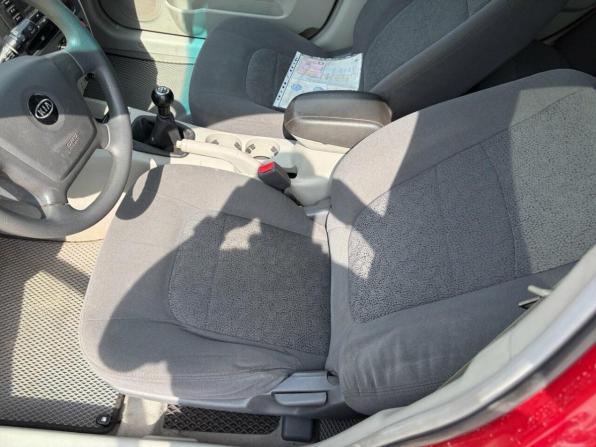 Kia Cerato I с пробегом 2005 года, цена 360 000 рублей, 304139 км, хэтчбек, Автокод Объявления