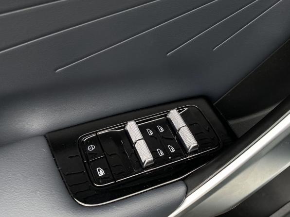 Geely Atlas II с пробегом 2024 года, цена 3 199 000 рублей, 32120 км, внедорожник, Автокод Объявления