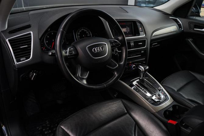 Audi Q5 I (8R) Рестайлинг с пробегом 2014 года, цена 2 350 000 рублей, 239558 км, внедорожник, Автокод Объявления