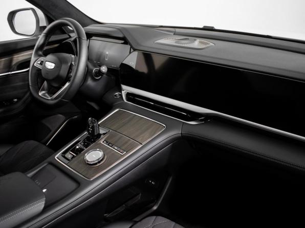 Geely Monjaro I Рестайлинг с пробегом 2025 года, цена 3 995 000 рублей, 9500 км, внедорожник, Автокод Объявления