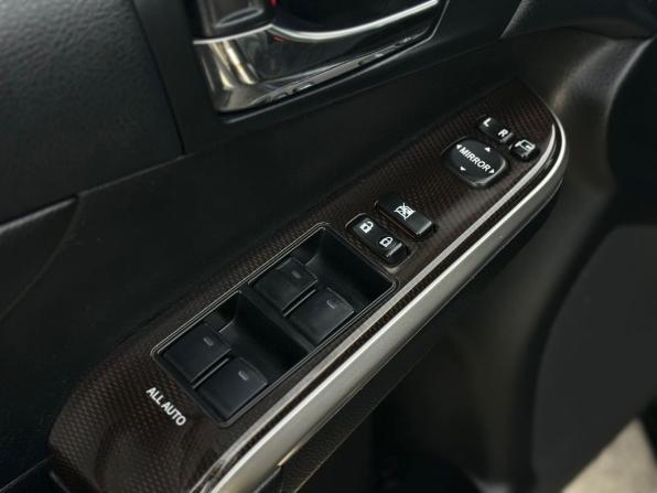 Toyota Camry VII (XV50) Рестайлинг с пробегом 2015 года, цена 1 899 000 рублей, 118674 км, седан, Автокод Объявления
