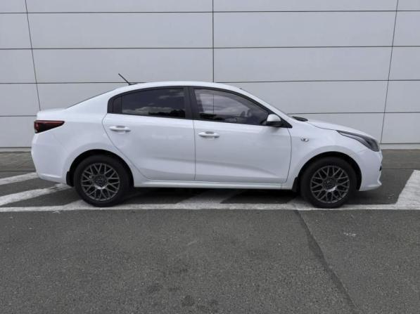 Kia Rio III Рестайлинг с пробегом 2017 года, цена 1 160 000 рублей, 231400 км, седан, Автокод Объявления