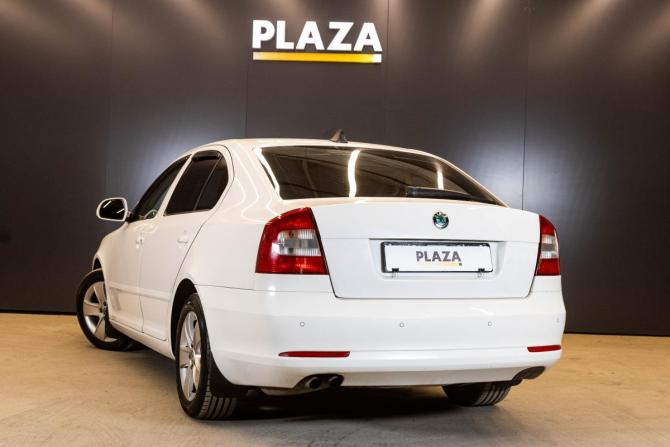 Skoda Octavia II (A5) Рестайлинг с пробегом 2012 года, цена 910 000 рублей, 231299 км, лифтбек, Автокод Объявления