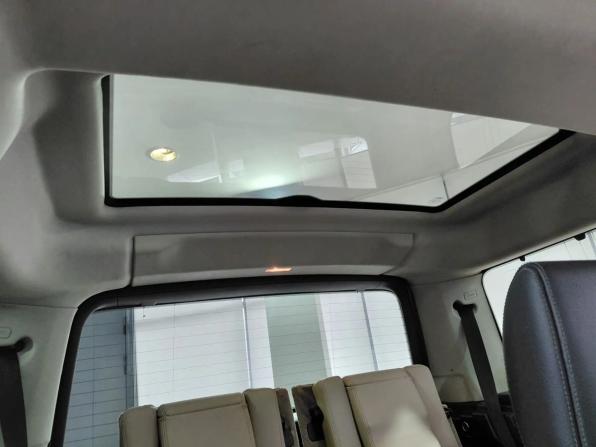 Land Rover Discovery IV с пробегом 2010 года, цена 1 456 000 рублей, 321379 км, внедорожник, Автокод Объявления
