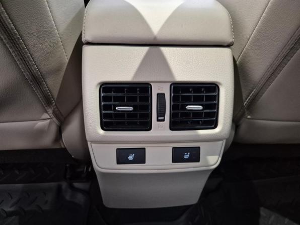 Subaru Legacy VI с пробегом 2014 года, цена 1 699 000 рублей, 100610 км, седан, Автокод Объявления