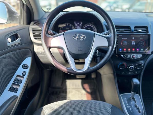 Hyundai Solaris I с пробегом 2011 года, цена 819 000 рублей, 87235 км, хэтчбек, Автокод Объявления