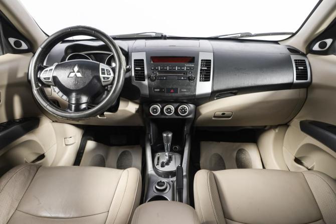 Mitsubishi Outlander II с пробегом 2008 года, цена 999 000 рублей, 205000 км, внедорожник, Автокод Объявления