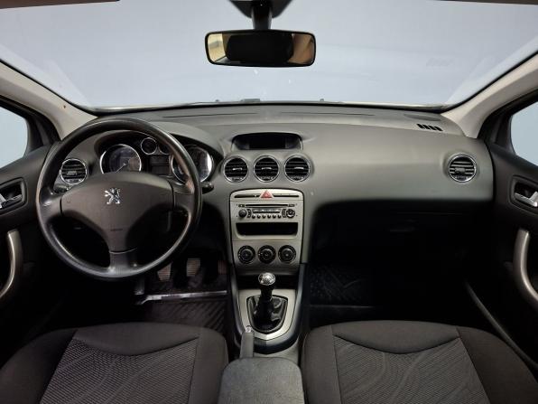 Peugeot 308 I с пробегом 2011 года, цена 499 000 рублей, 185537 км, хэтчбек, Автокод Объявления