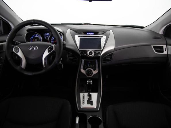 Hyundai Elantra V (MD) с пробегом 2012 года, цена 999 000 рублей, 130987 км, седан, Автокод Объявления