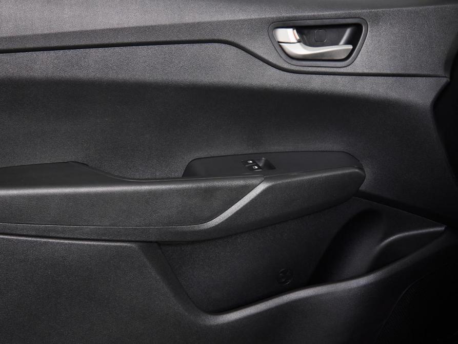Hyundai Solaris II Москва  - изображение 14