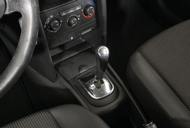Peugeot 207 I с пробегом 2009 года, цена 365 000 рублей, 144857 км, хэтчбек, Автокод Объявления