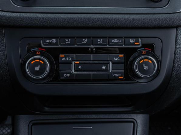 Volkswagen Tiguan I Рестайлинг с пробегом 2014 года, цена 965 070 рублей, 193327 км, внедорожник, Автокод Объявления