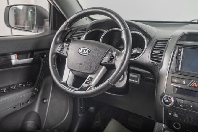 Kia Sorento II Рестайлинг с пробегом 2010 года, цена 1 549 000 рублей, 156000 км, внедорожник, Автокод Объявления